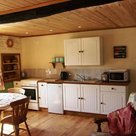 Chalet De Rose Moutier-Malcard Exteriér fotografie